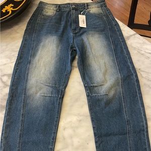 NWT Barrel Jeans